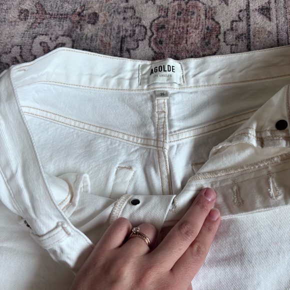 Agolde | vintage Parker cut off shorts in white - Picture 6 of 8